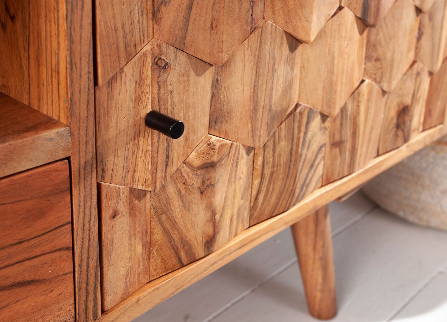 Meuble tv en bois massif d'acacia à motifs mosaïque 140 cm