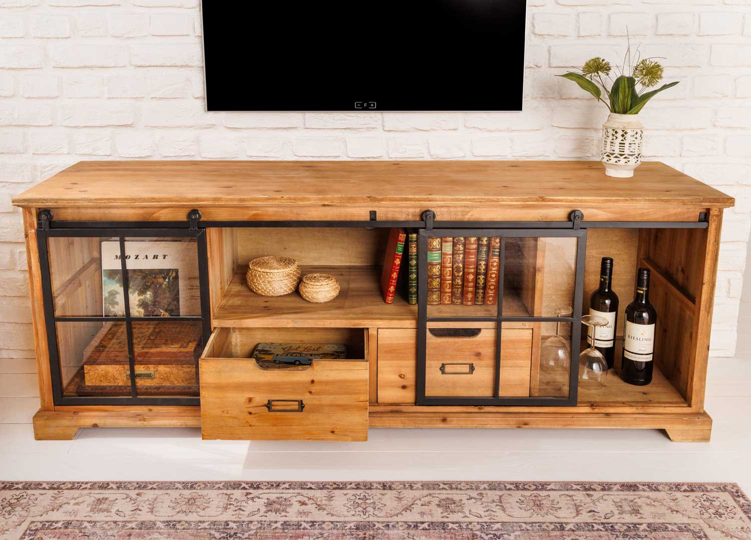 Meuble tv portes en verre coulissantes et bois industriel