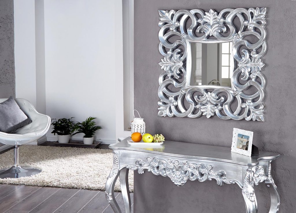 Miroir mural décoratif carré argent antique de style baroque 75 cm
