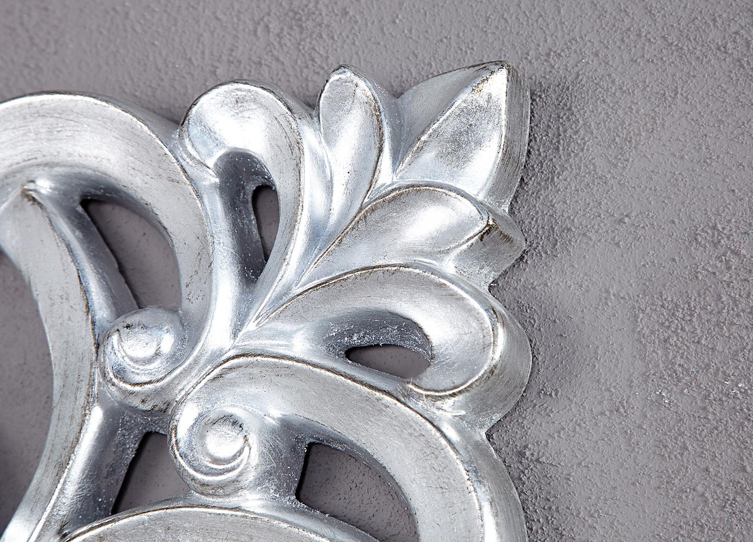 Miroir mural décoratif carré argent antique de style baroque 75 cm