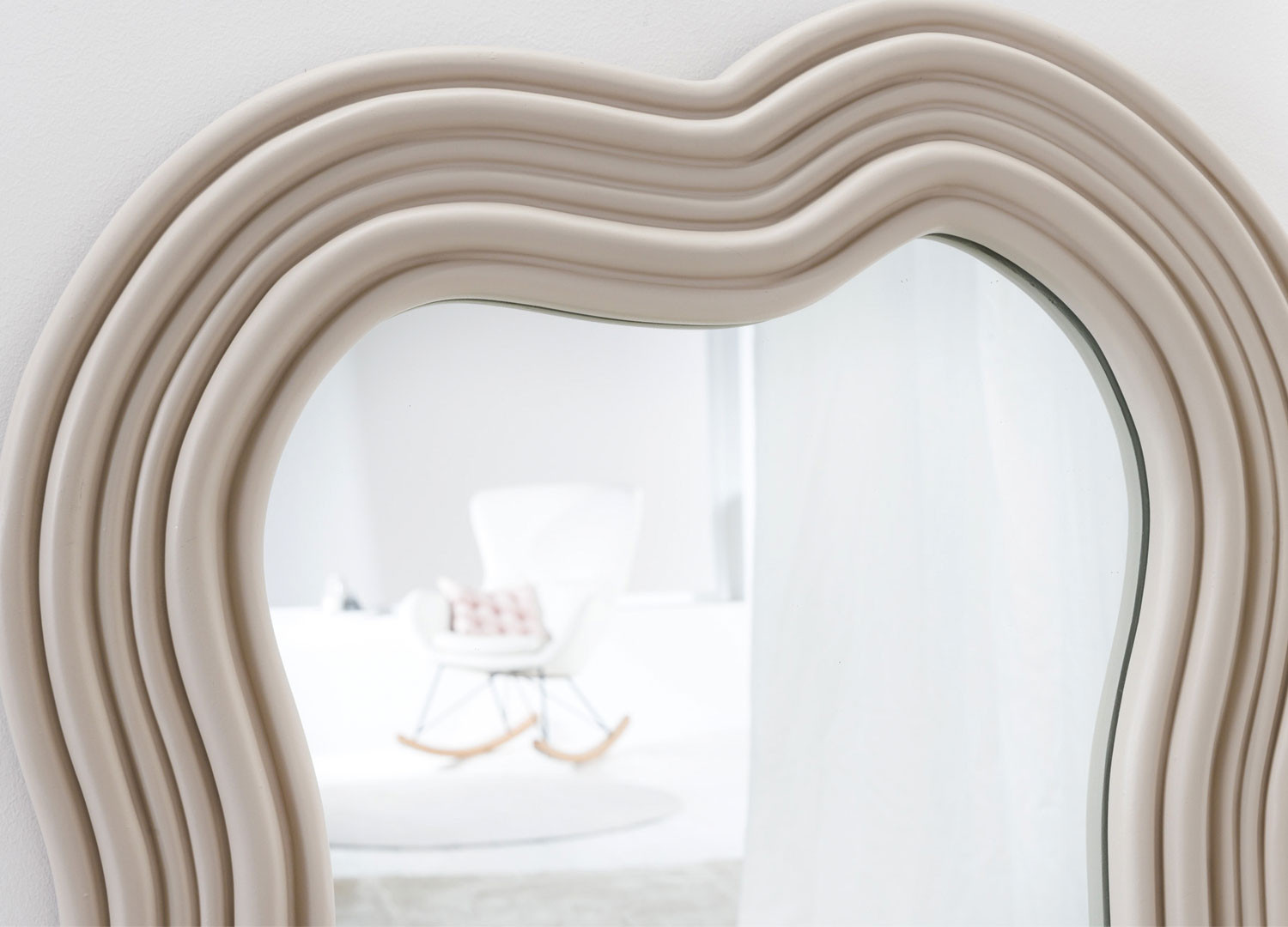 Miroir mural vague grège 100 cm