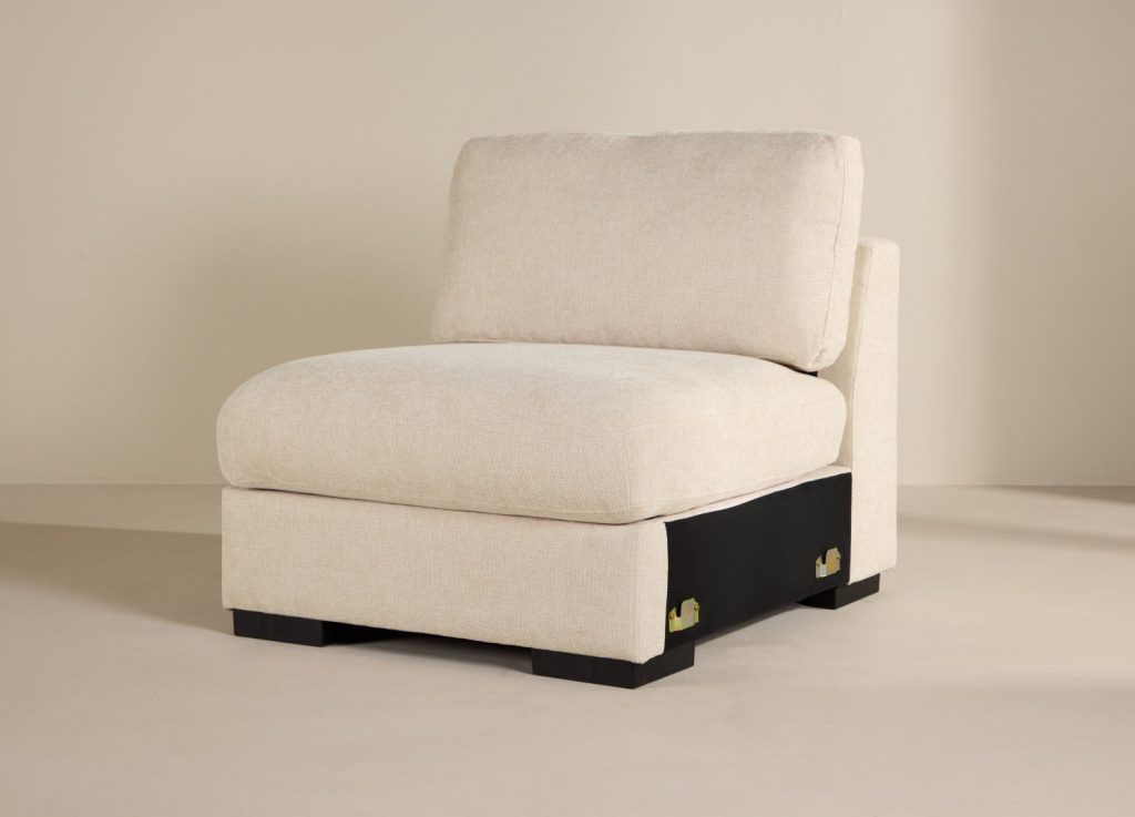 Module central Salerno tissu beige 87 cm mis en scène dans un salon
