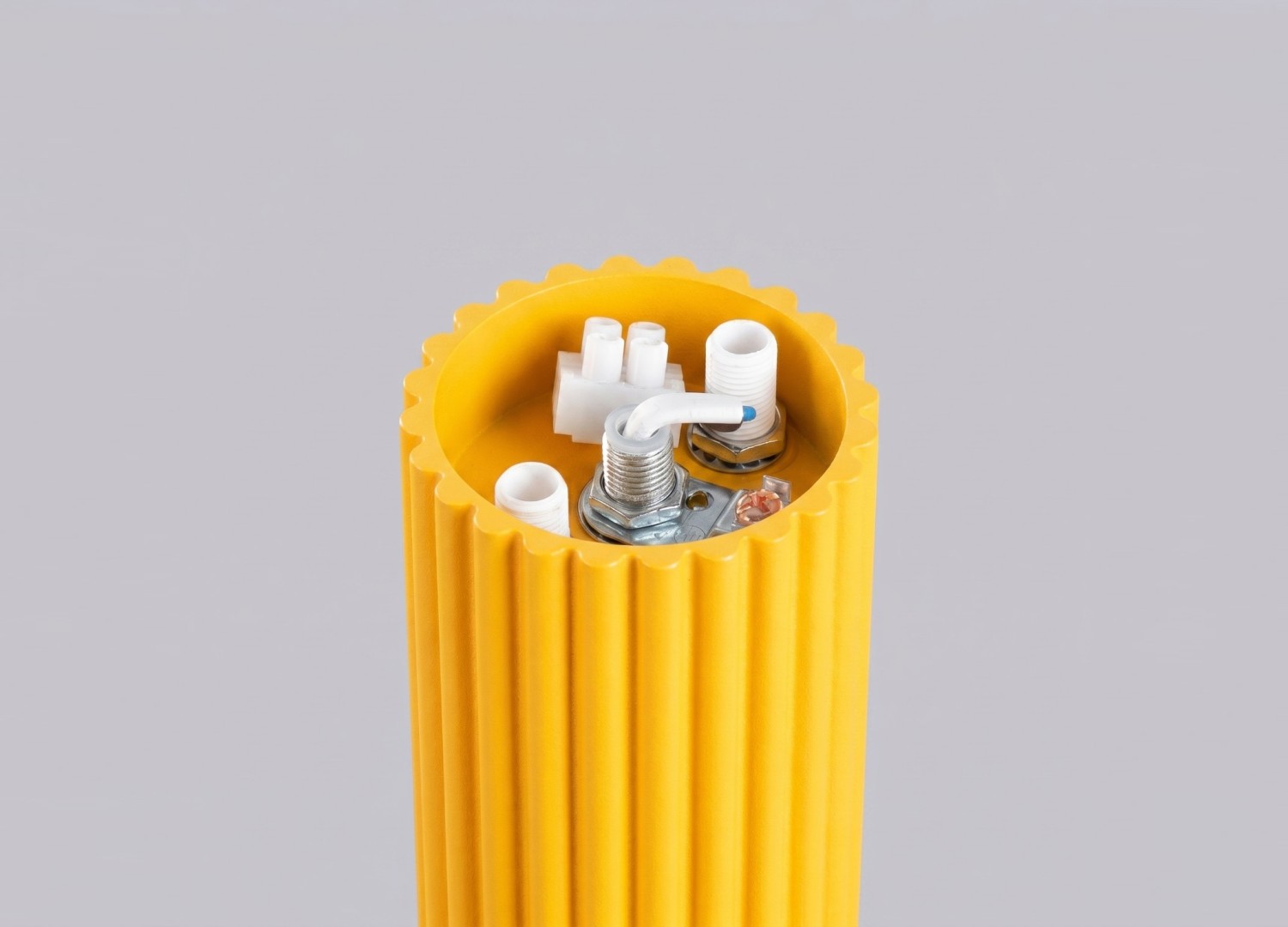 Plafonnier HALO jaune IP44 – vue complémentaire 7