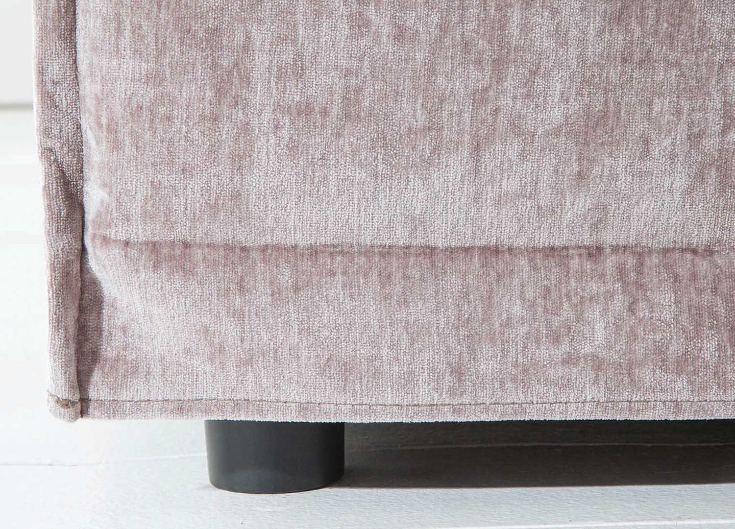 Pouf carré tissu velours taupe Tricia