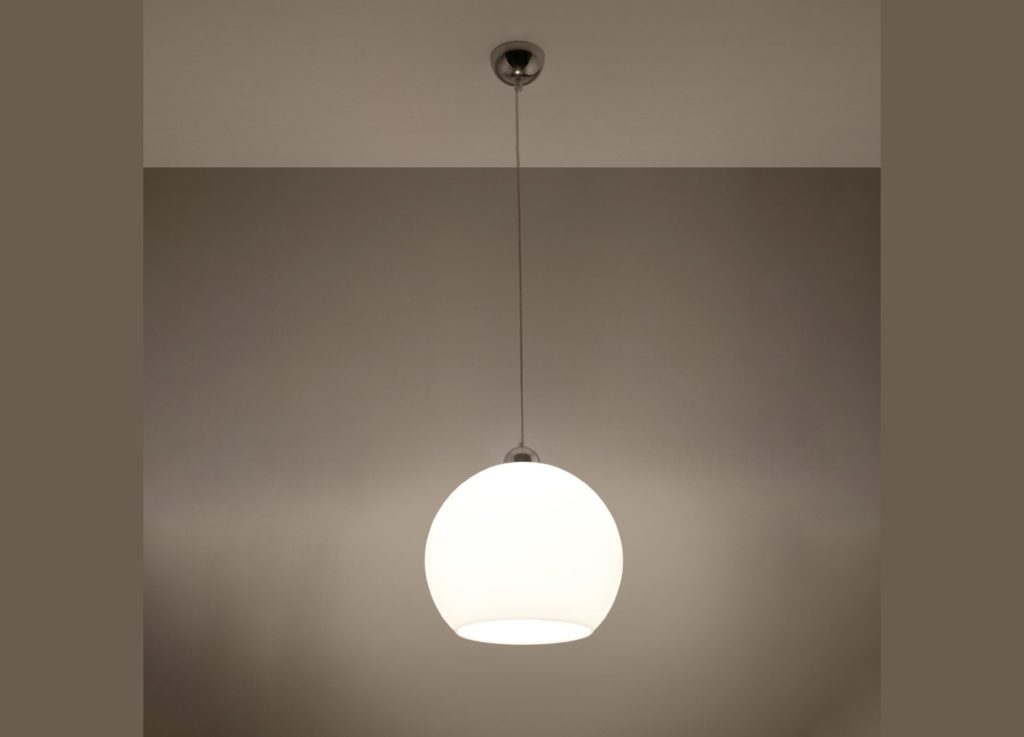 Suspension BALL en verre blanc Ø30 cm – vue complémentaire 3