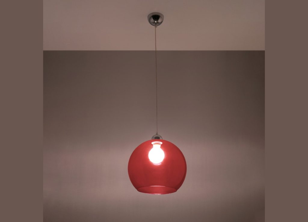 Suspension BALL en verre rouge Ø30 cm – vue complémentaire 3