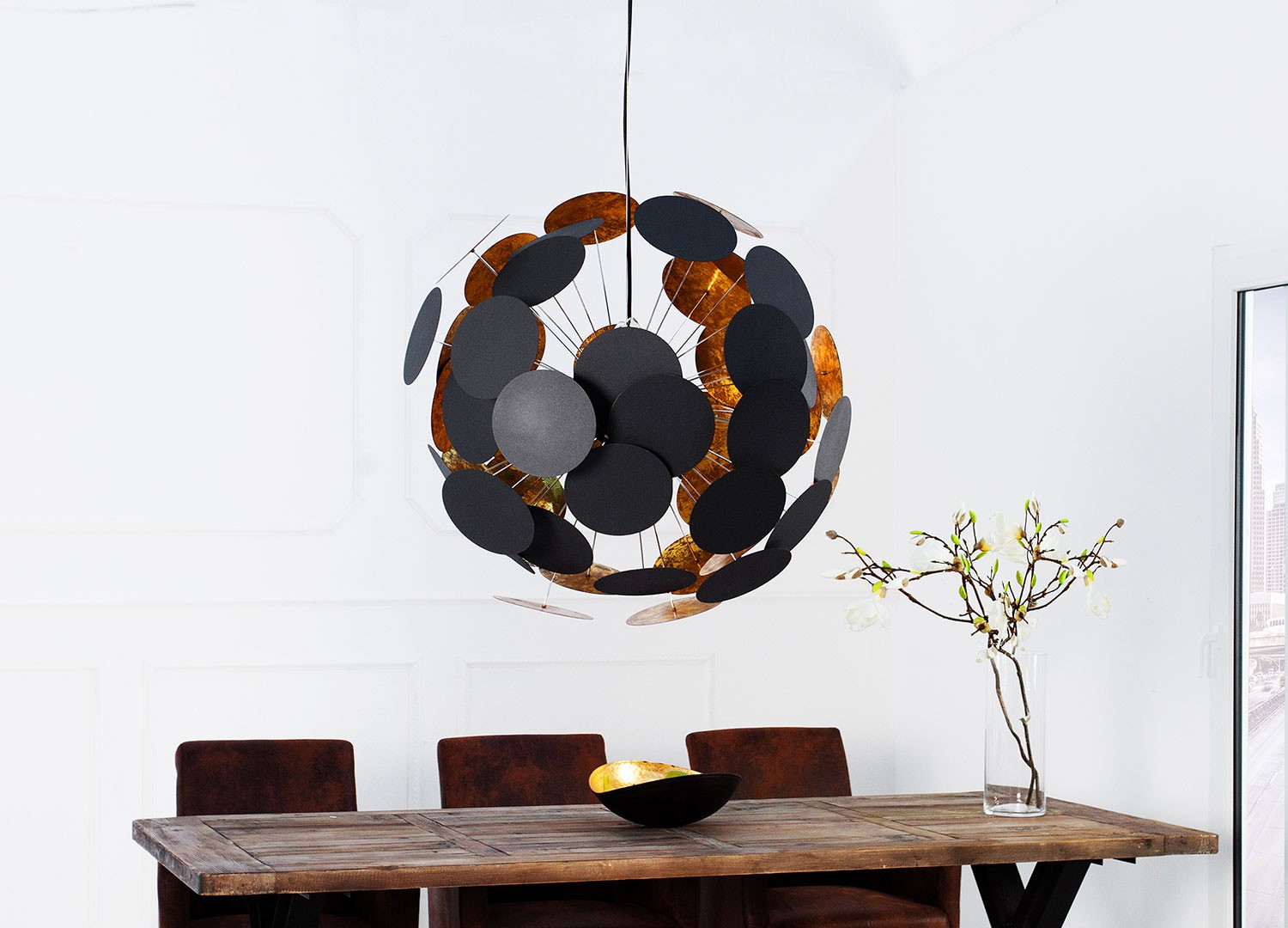 Suspension design moderne boule noir et doré