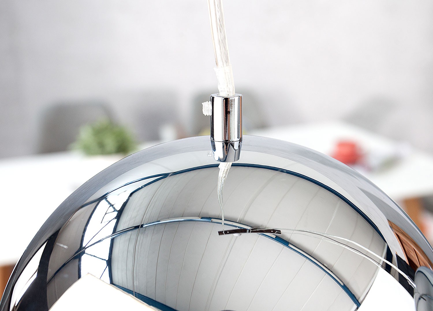 Suspension luminaire design boule chromé