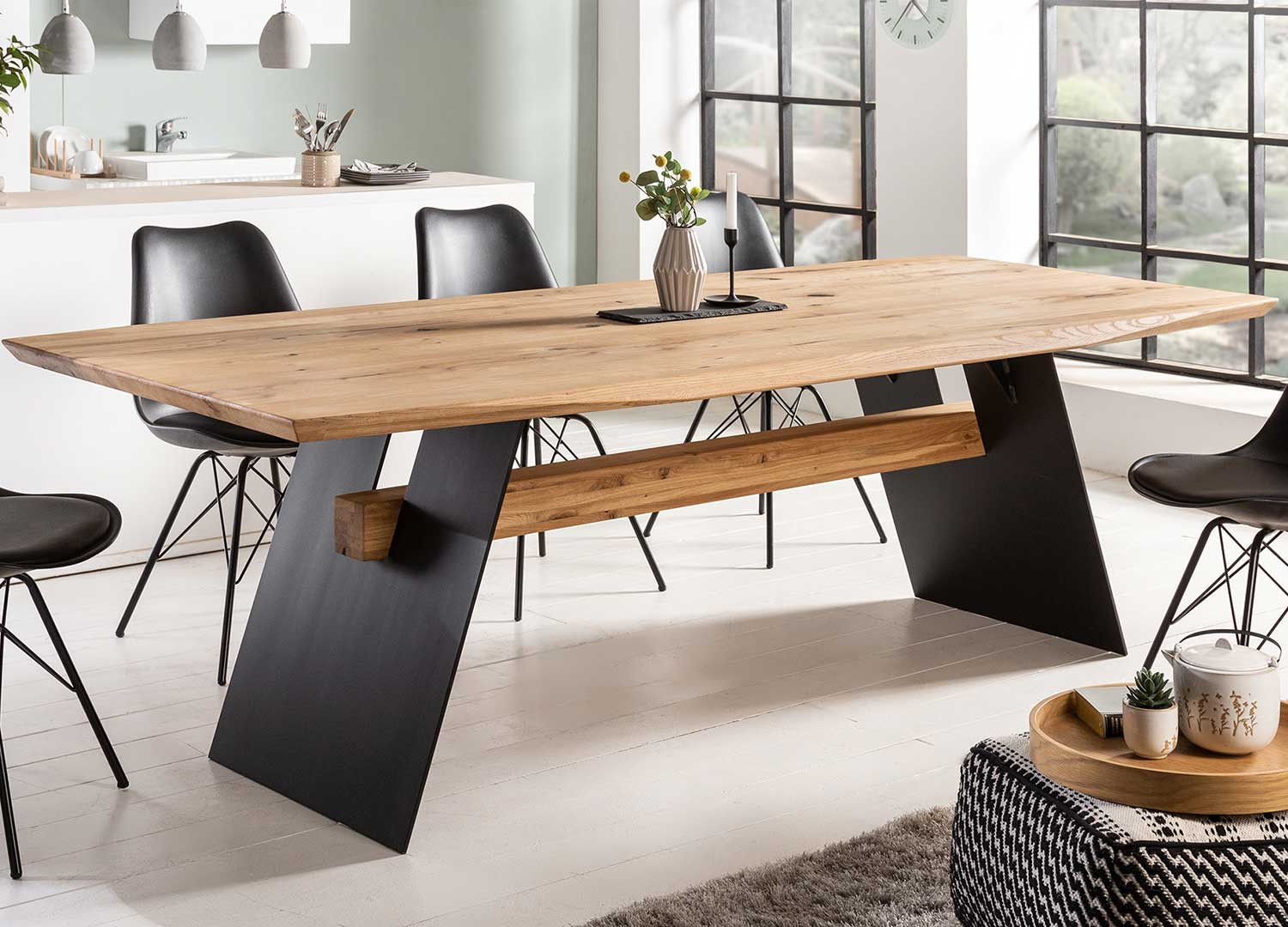 Table à manger 2m plateau chêne sauvage et pieds métal noir