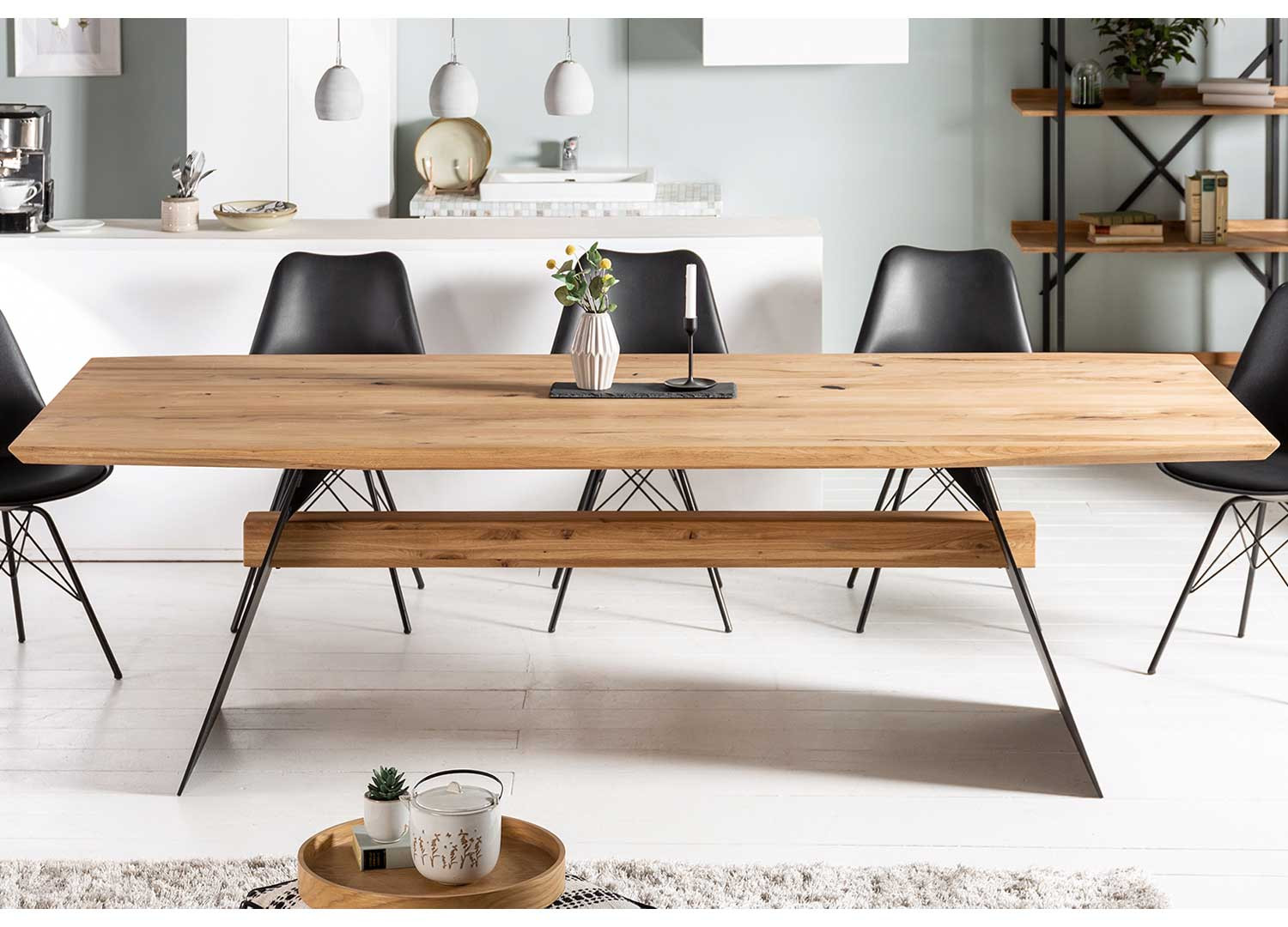 Table à manger 2m plateau chêne sauvage et pieds métal noir