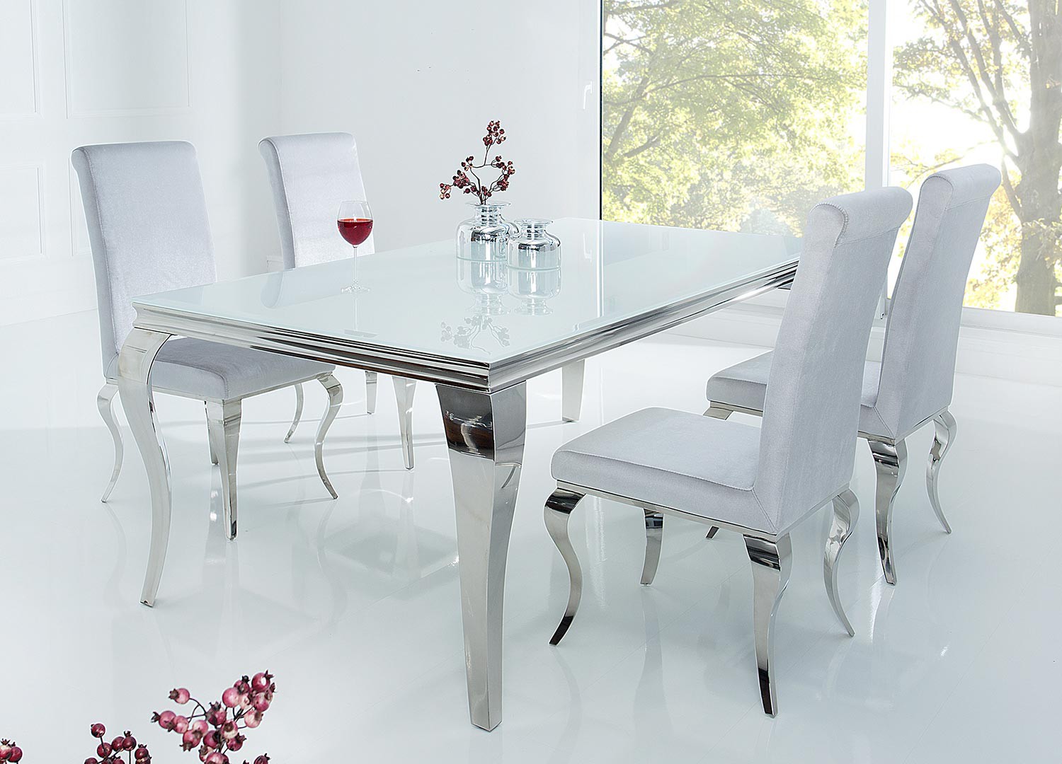 Table à manger baroque verre opale blanc et pied en acier poli 1m80