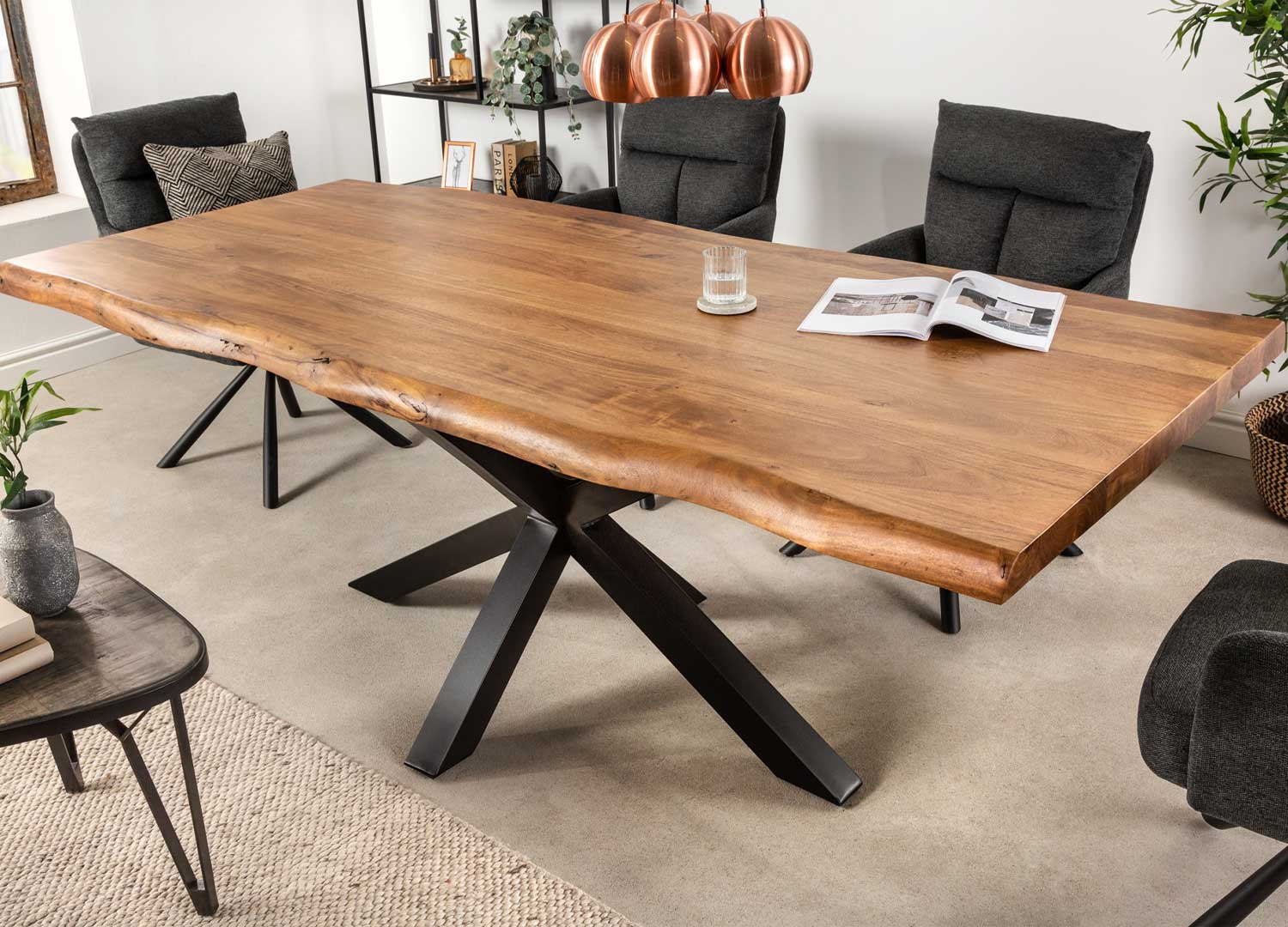 Table à manger en acacia 220 cm Aurenza