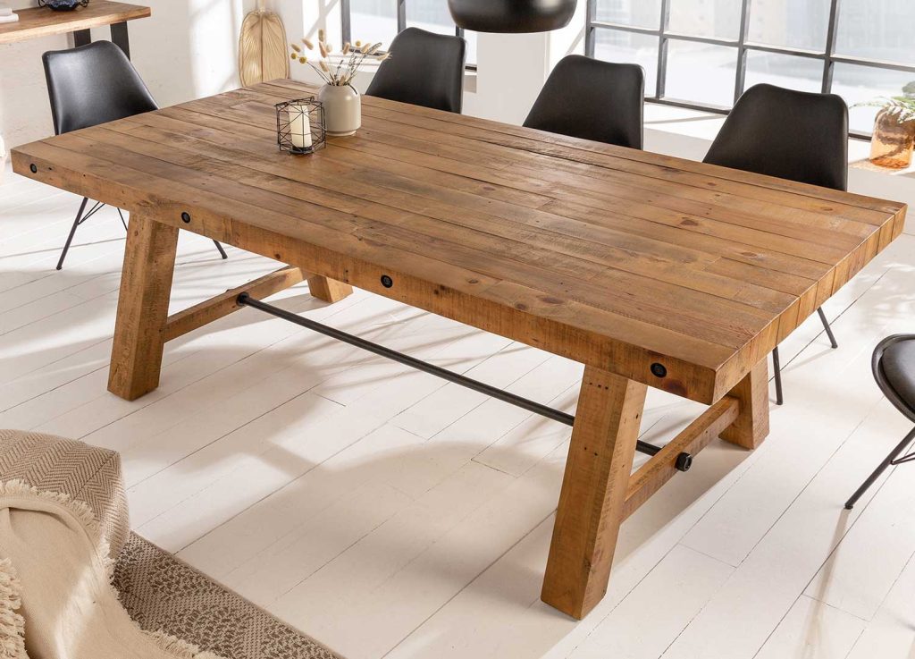 Table à manger en bois de pin brun 2m design industriel