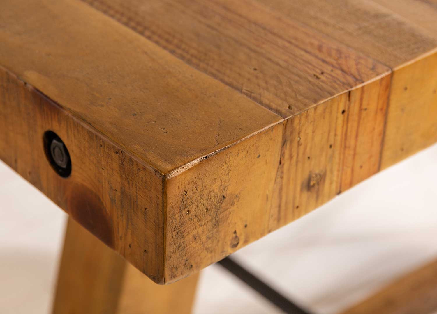 Table à manger en bois de pin 2m design industriel