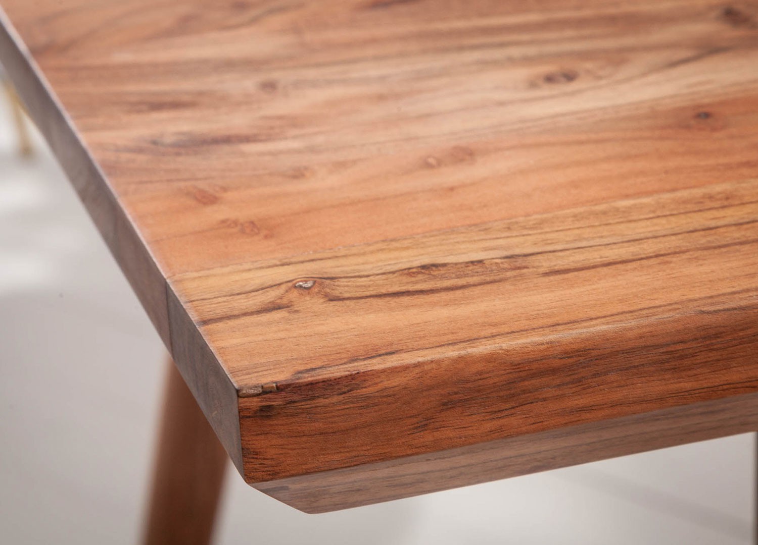 Table à manger en bois massif d'acacia 6 personnes