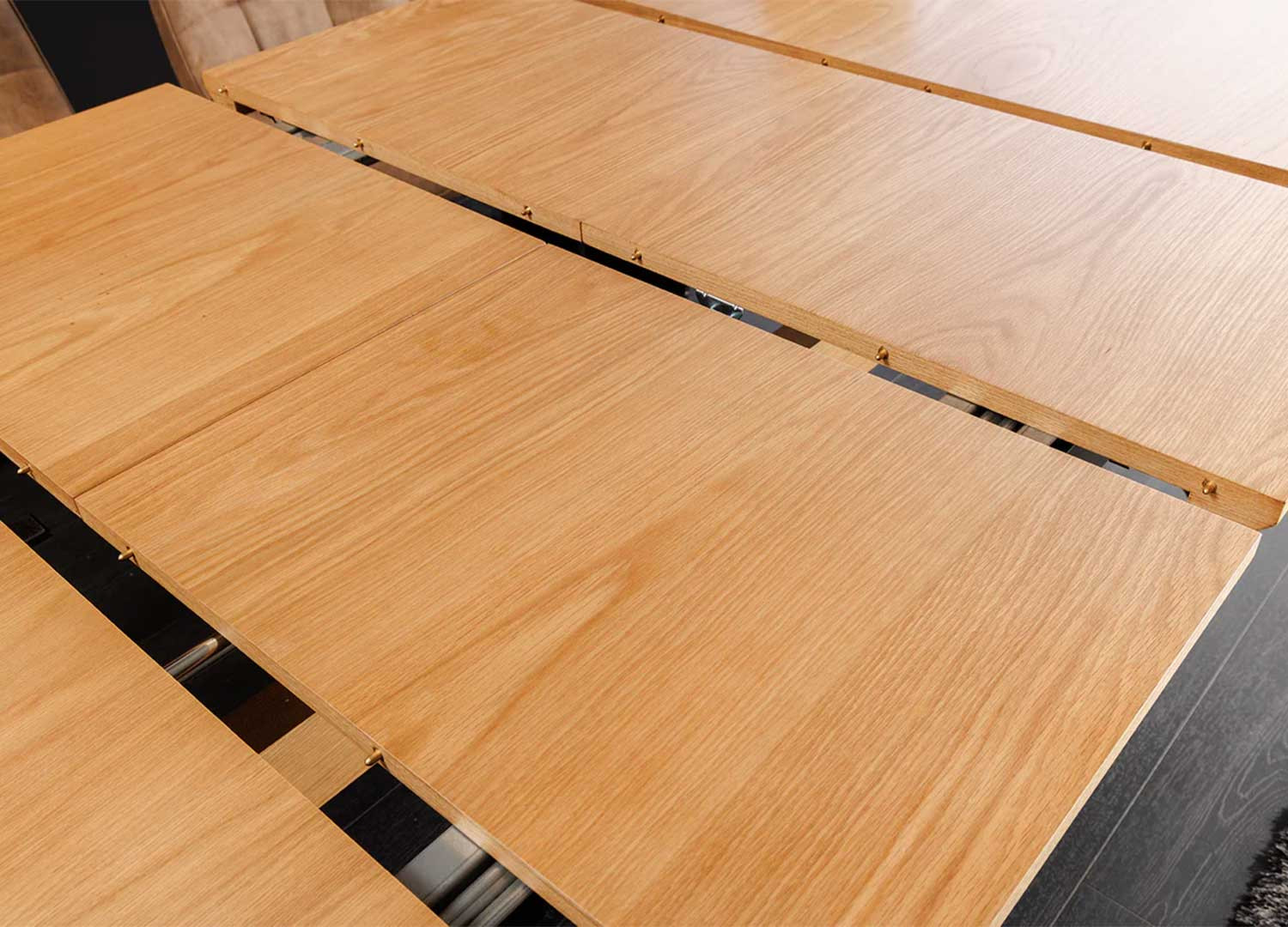 Table à manger extensible 180-300 cm aspect chêne et métal Armando