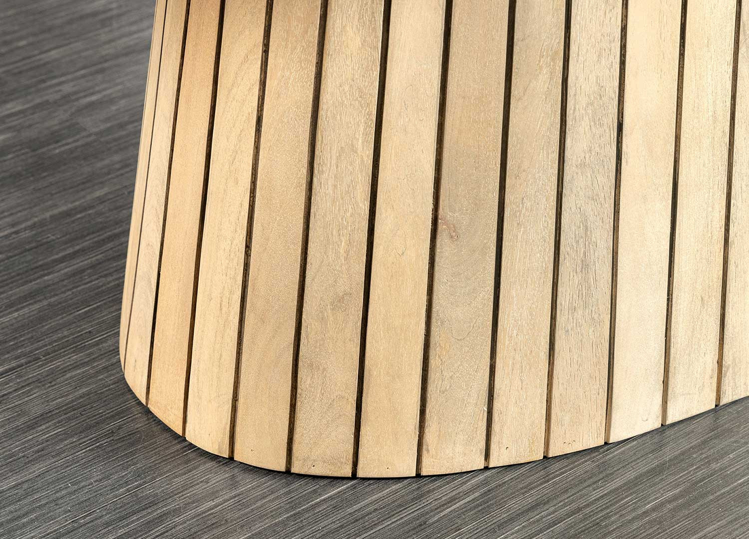 Table à manger massive ovale 220 cm et pied central Joyce