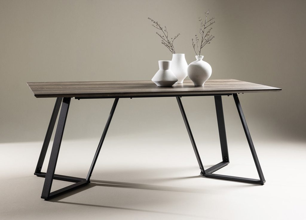 Table à manger rectangulaire chêne noir