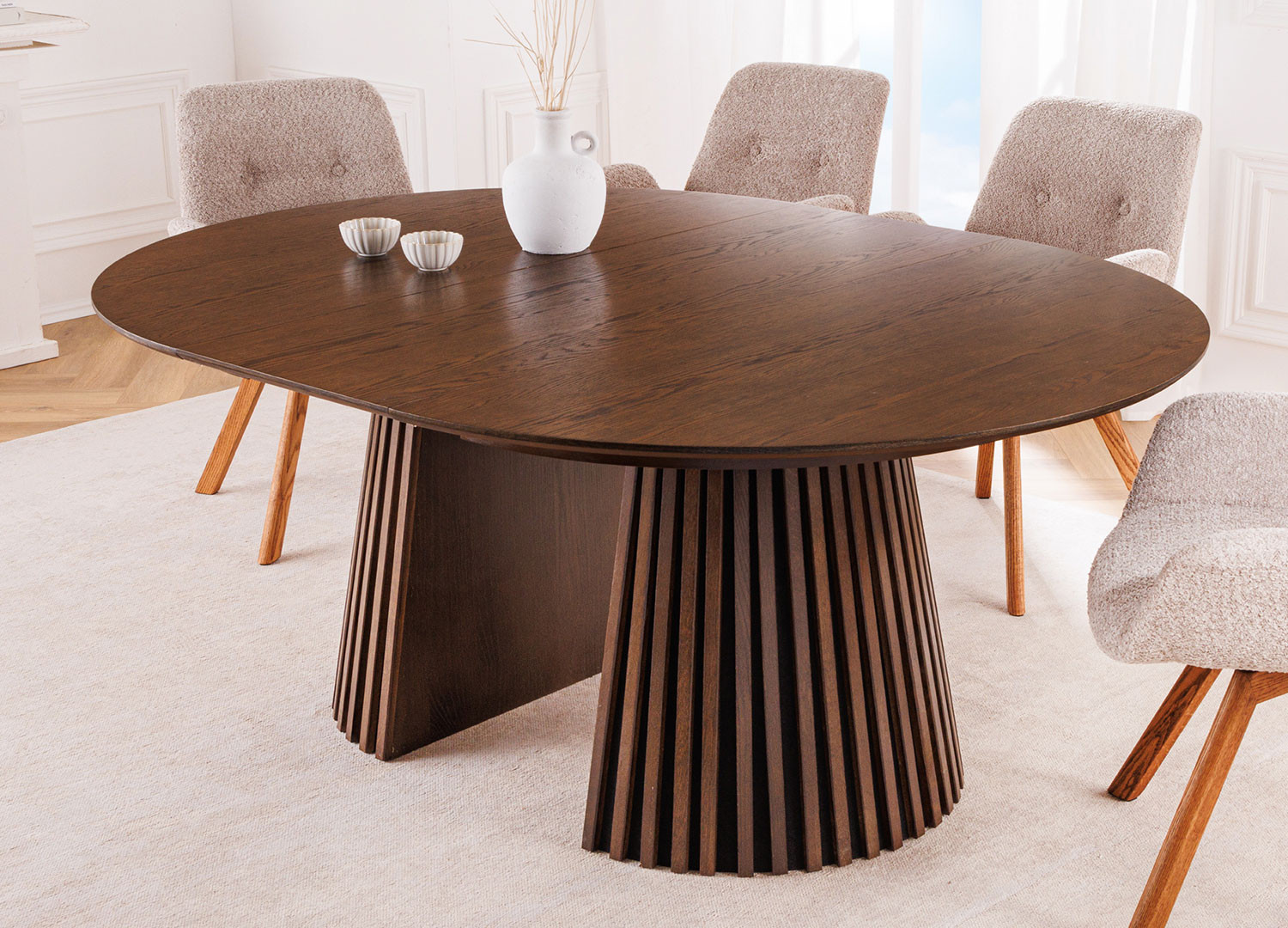 Table à manger ronde avec allonges chêne foncé
