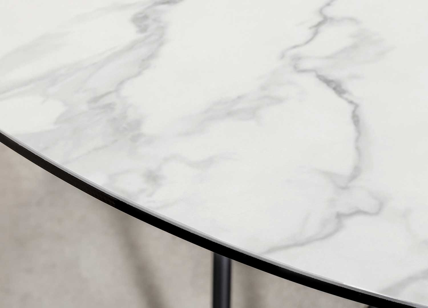 Table à manger ronde céramique marbre blanc et métal