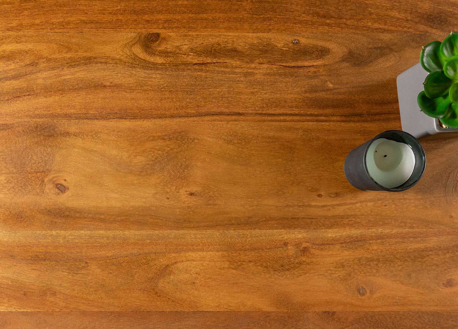 Table basse 110 cm bois d'acacia miel et pied en métal noir
