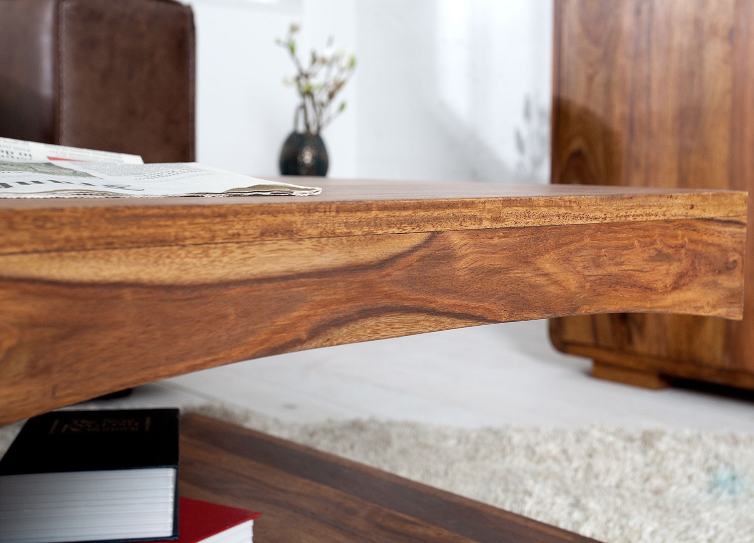 Table basse bois massif sesham 120 cm