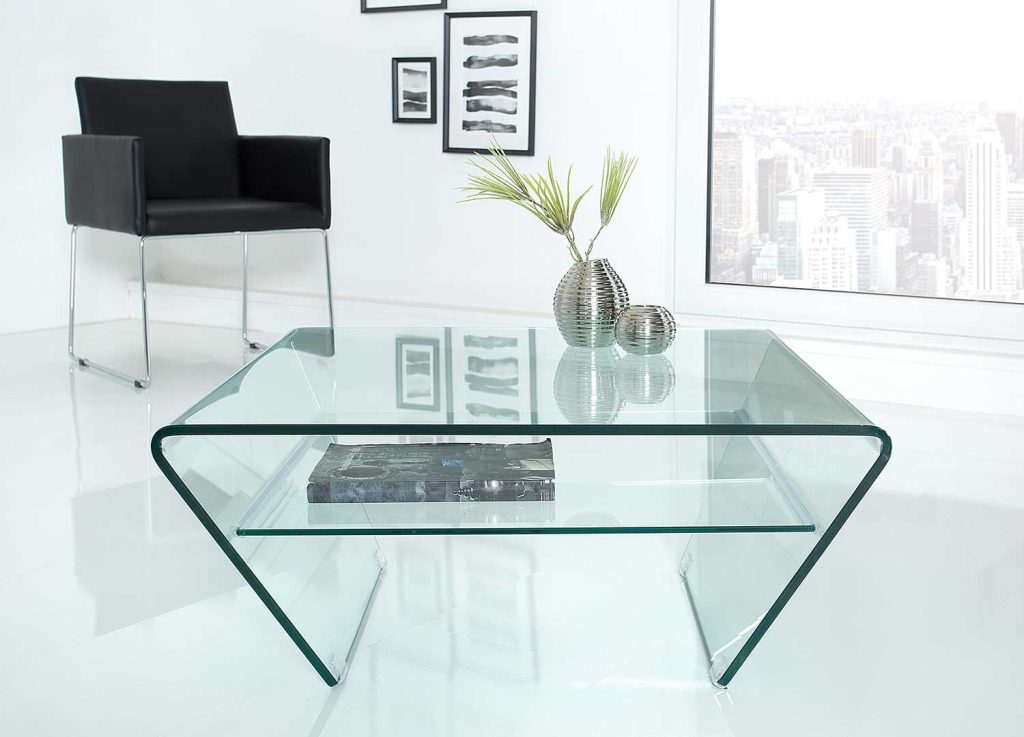 Table basse carrée en verre forme trapèze