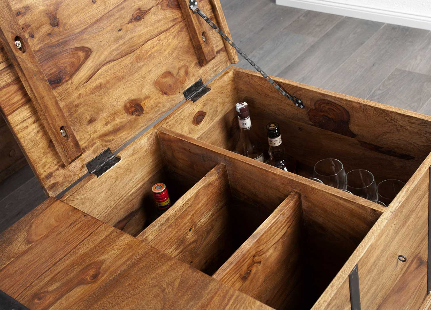 Table basse coffre de bar en bois massif 100 cm