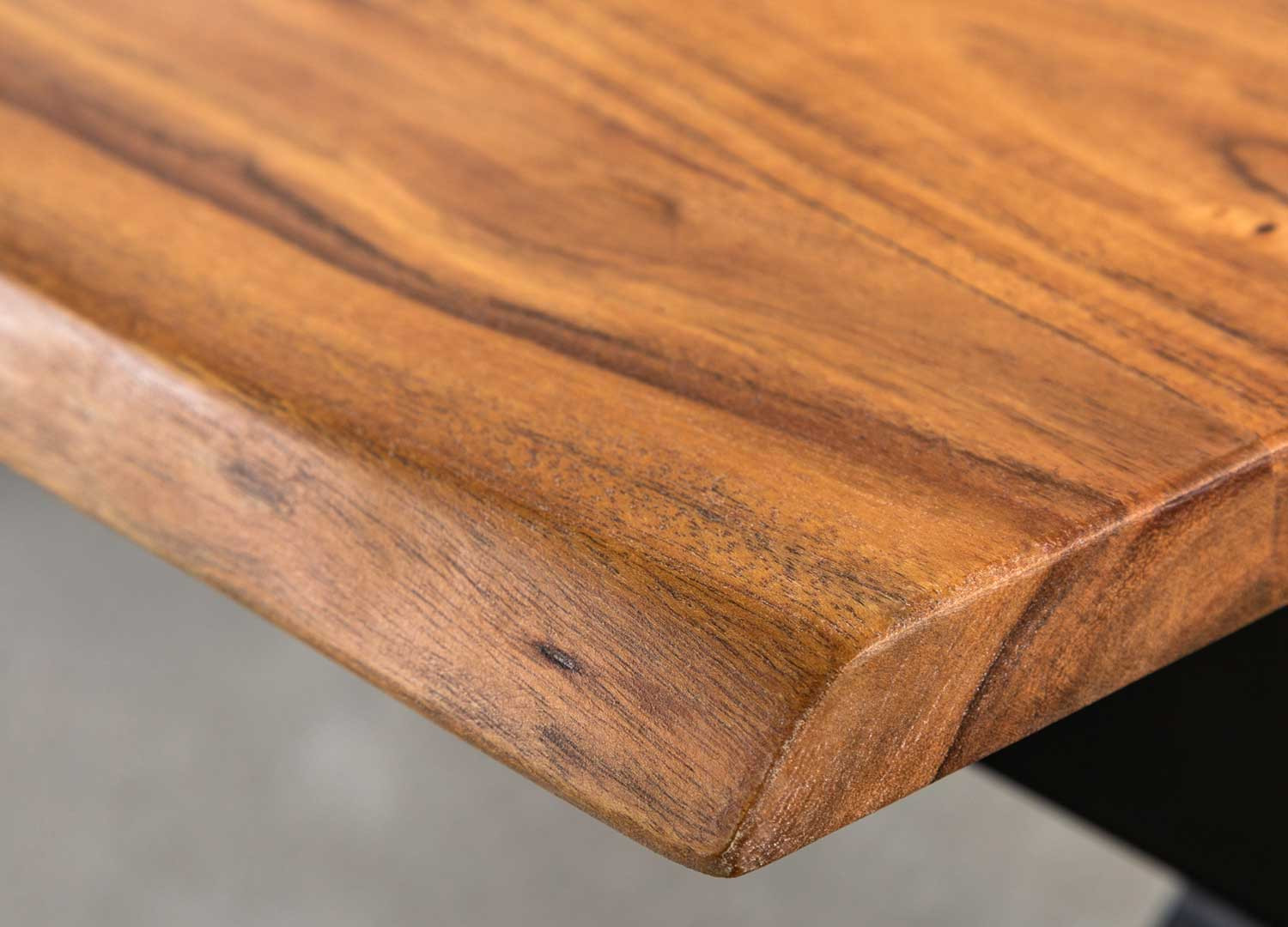 Table basse de salon 120 cm acacia miel et métal noir