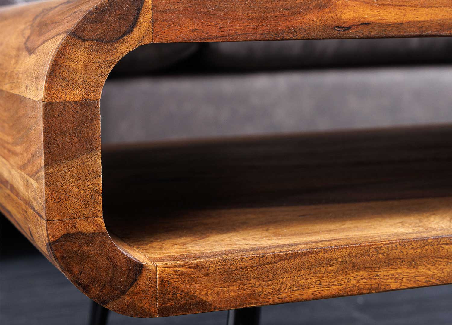 Table basse de salon en sesham 90 cm Amani