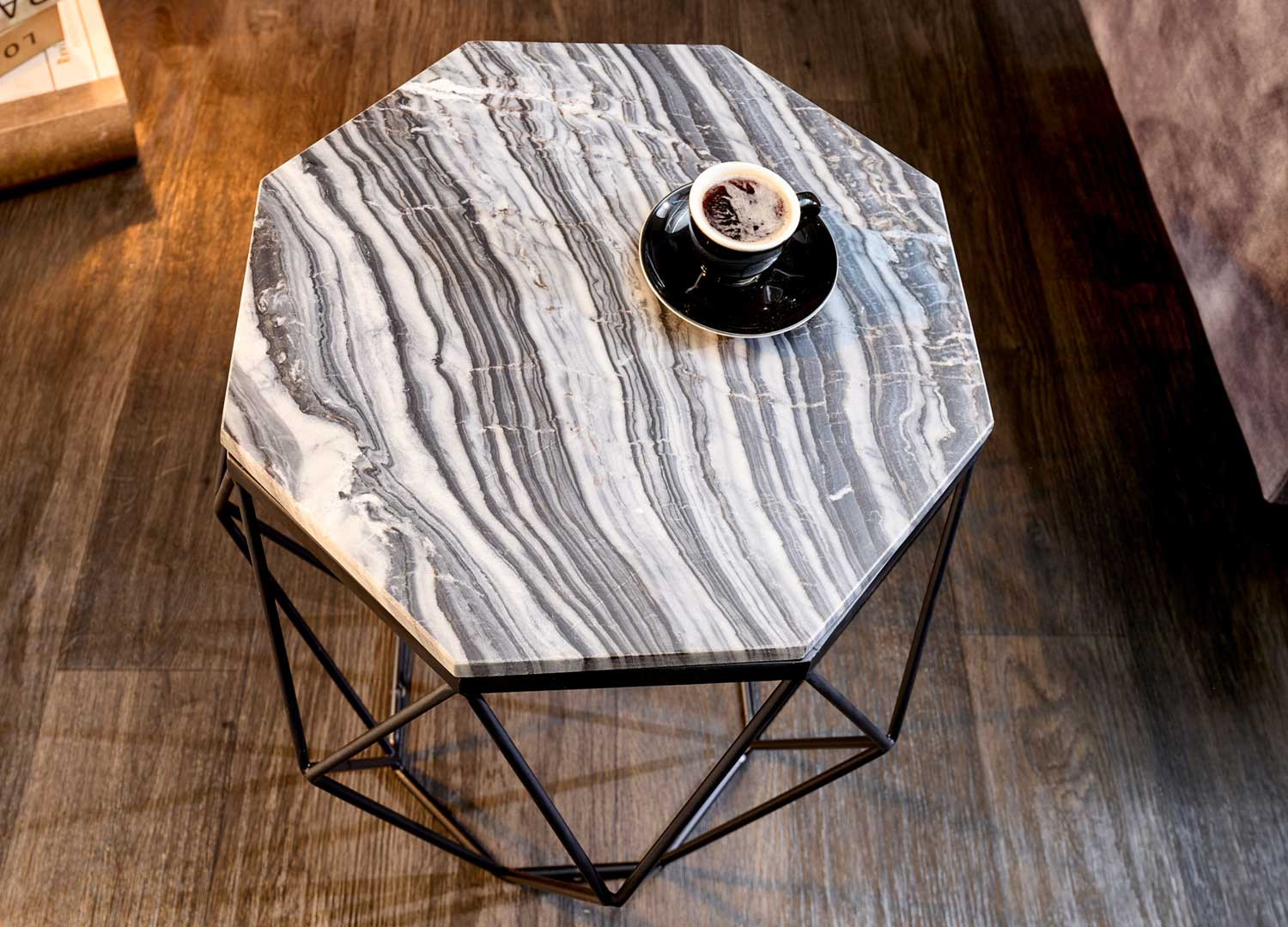 Table basse de salon fer noir et marbre gris