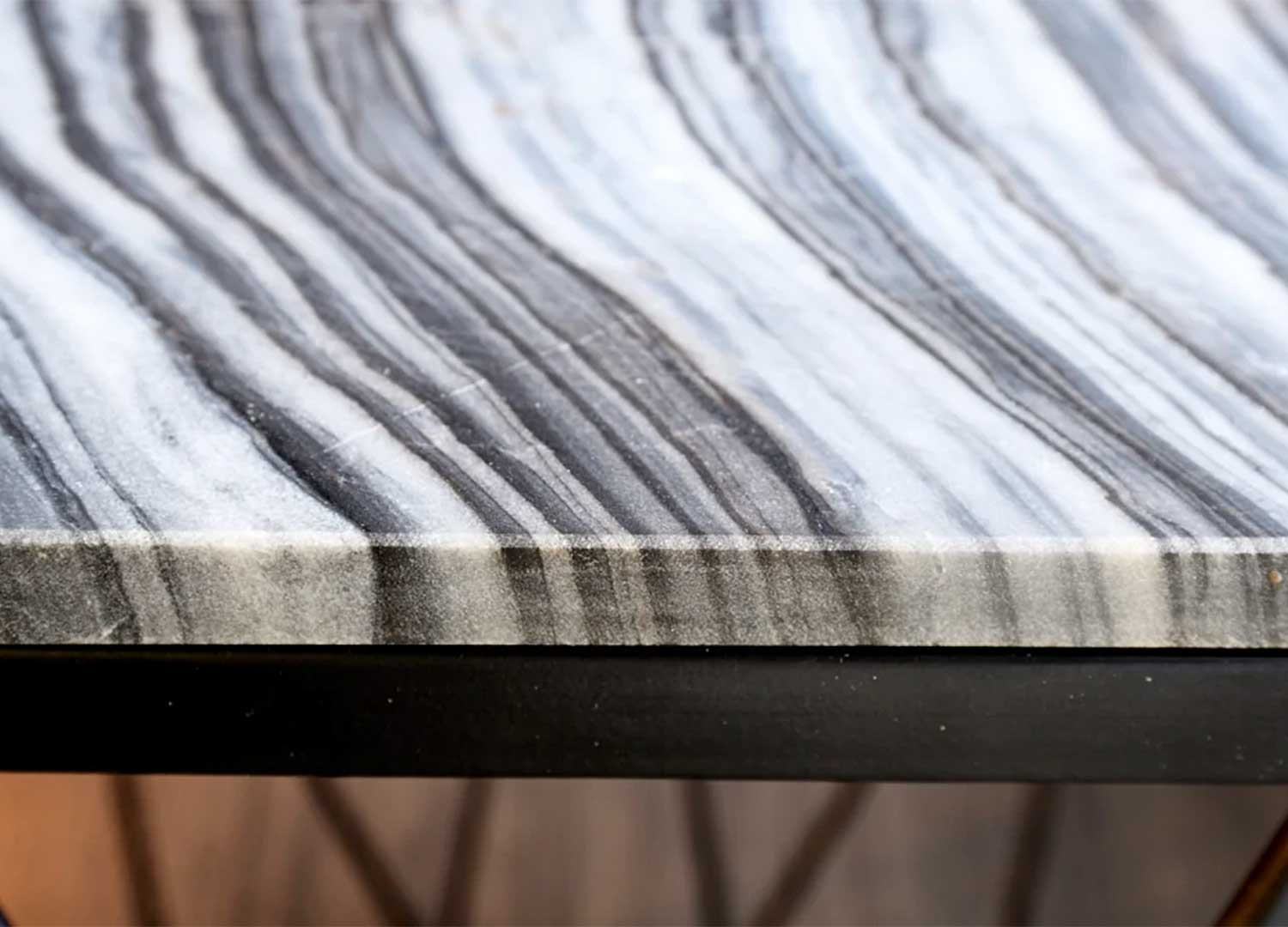 Table basse de salon fer noir et marbre gris