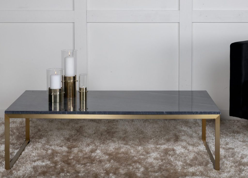 Table basse Estelle gris dans un salon contemporain