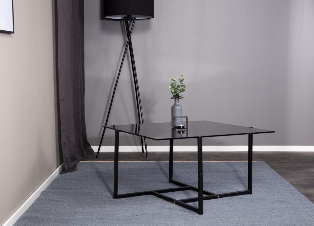 Table basse Hybrid gris dans un salon contemporain