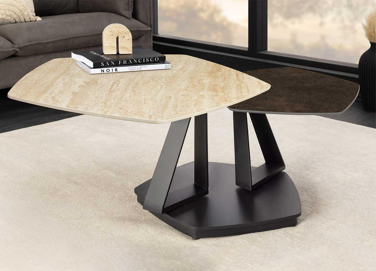 Table basse plateaux rotatifs aspect travertin Kaelis