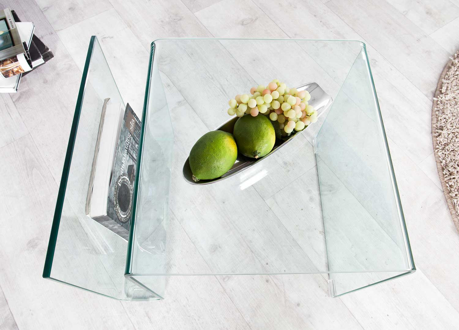 Table basse porte revues en verre