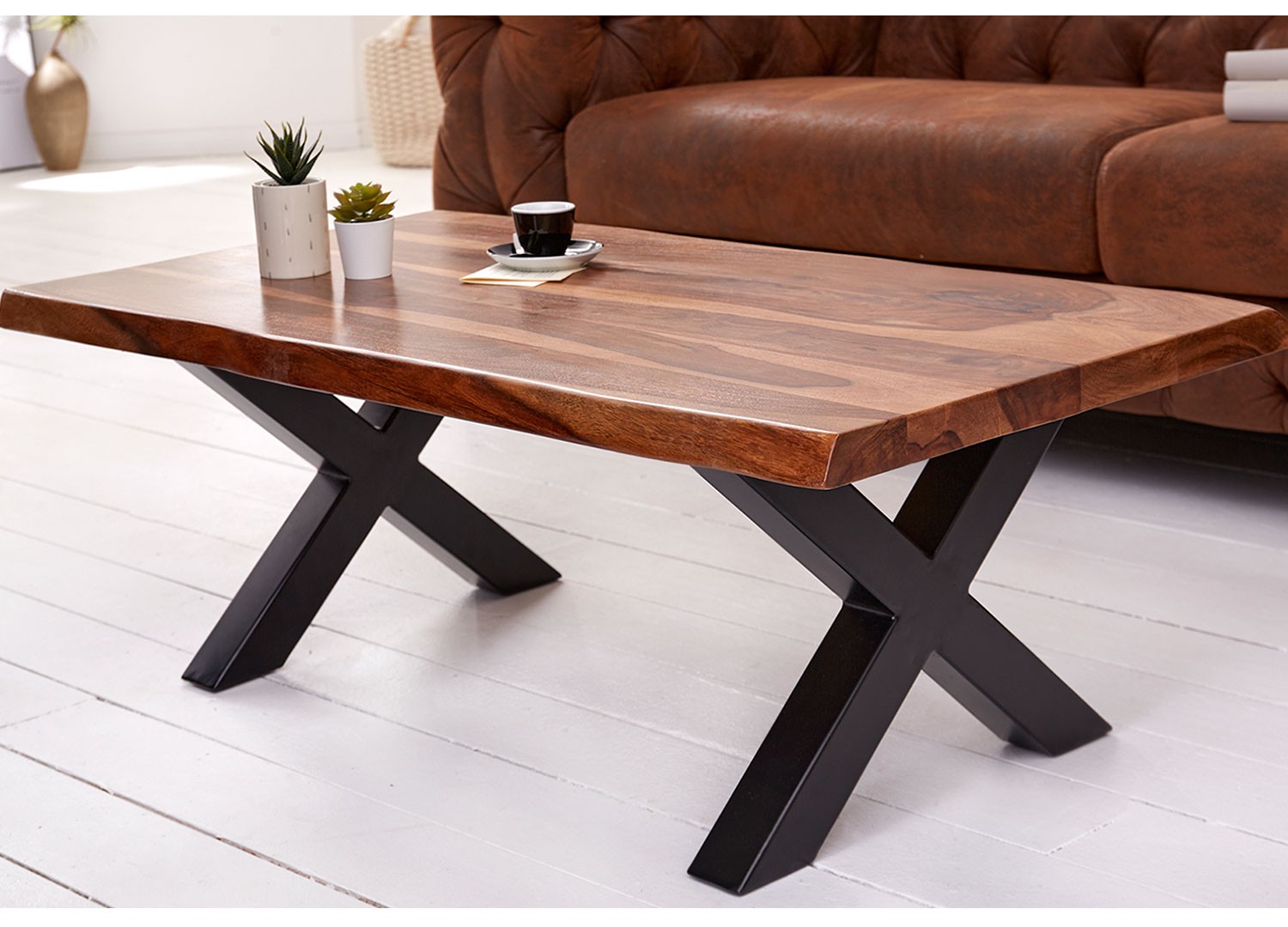 Table basse rectangulaire bois massif et métal 1m10