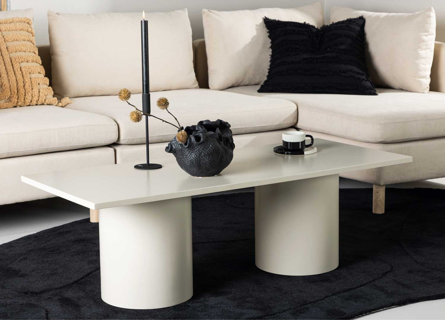 Table basse rectangulaire laqué beige 120 cm