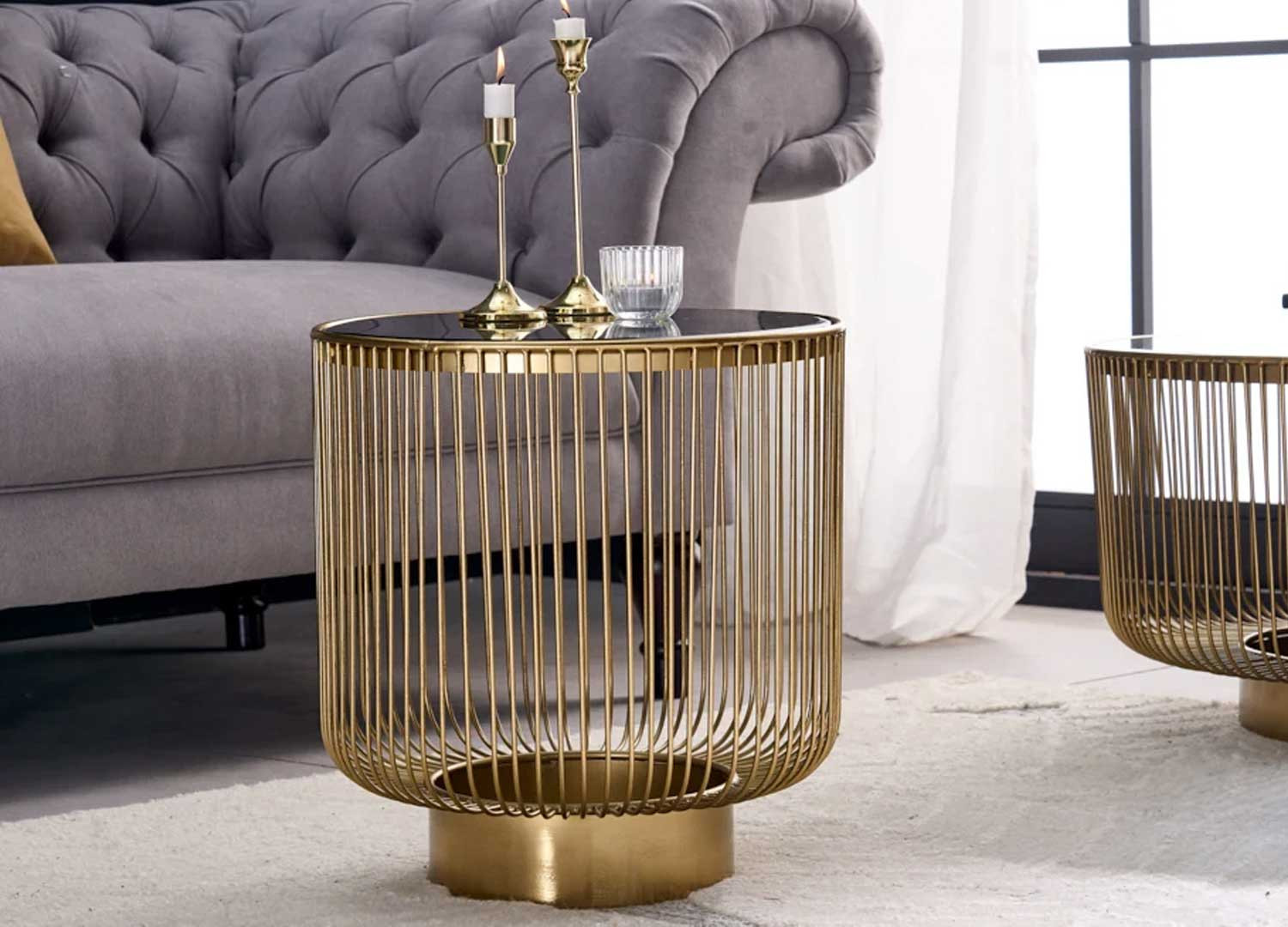 Table d'appoint design verre noir et doré