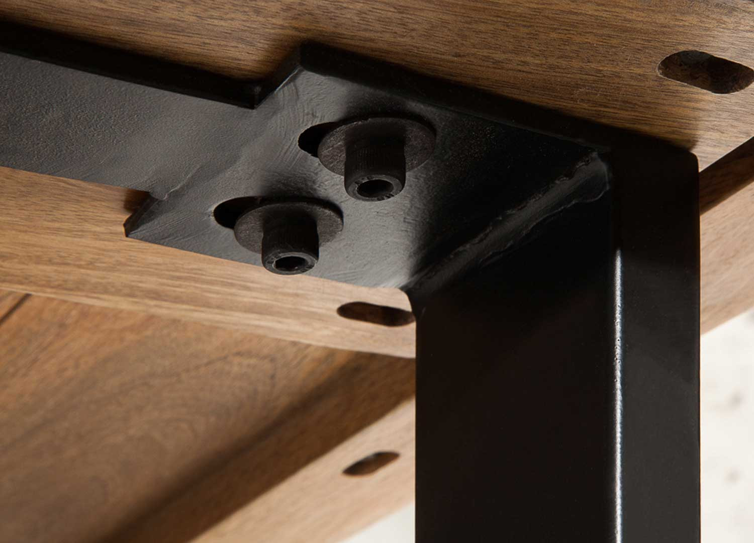 Table de bar en bois massif de manguier 120 cm