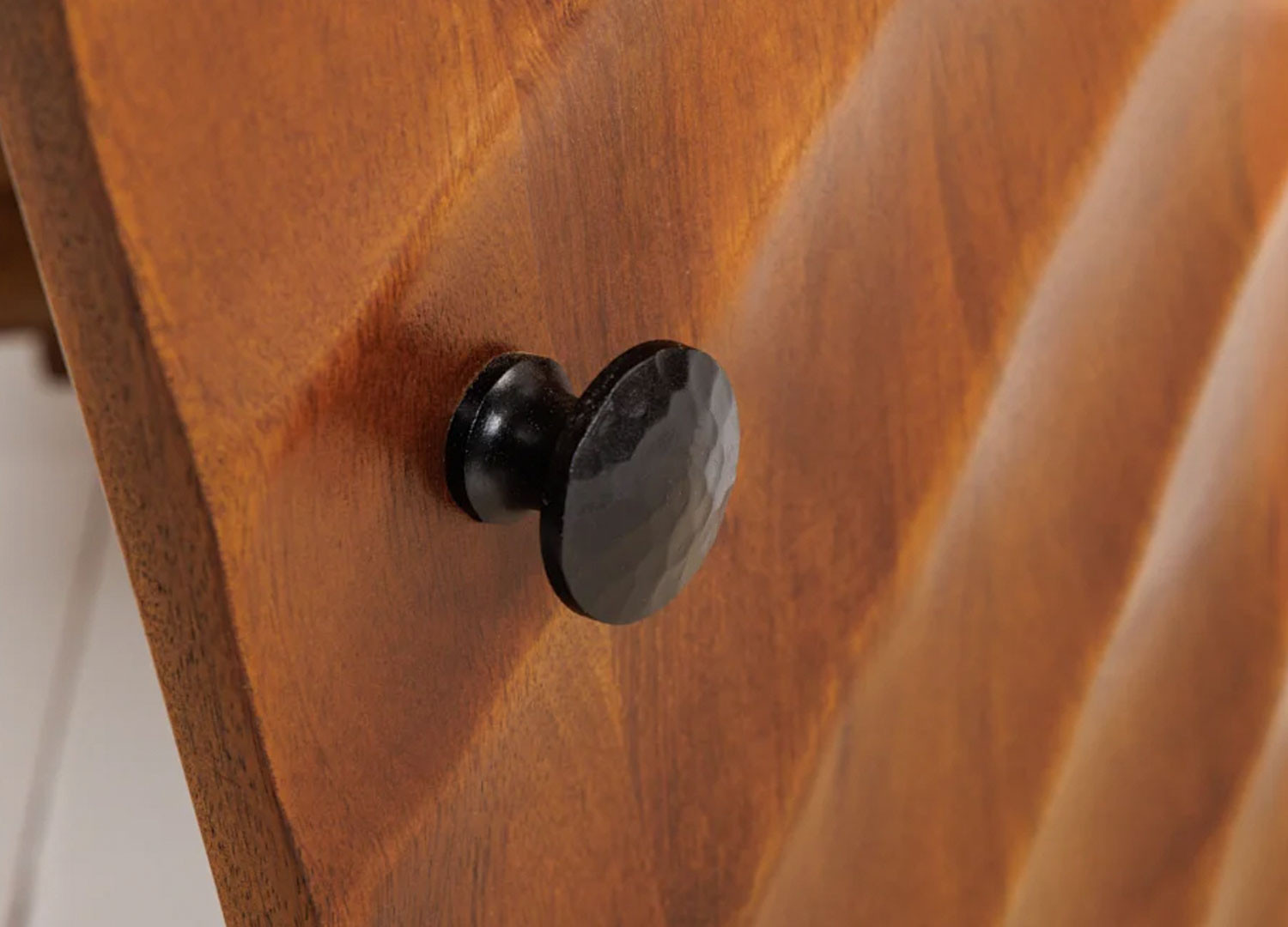 Table de chevet 1 porte bois massif