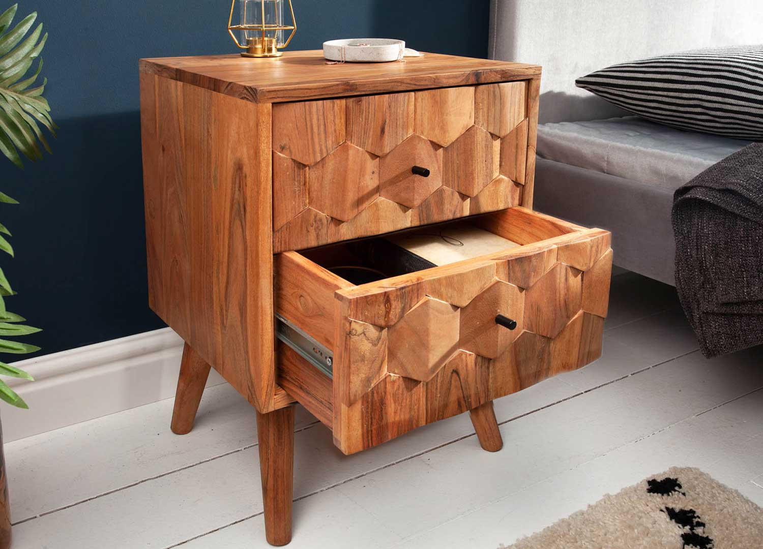 Table de chevet en bois 2 tiroirs à façades effet 3D