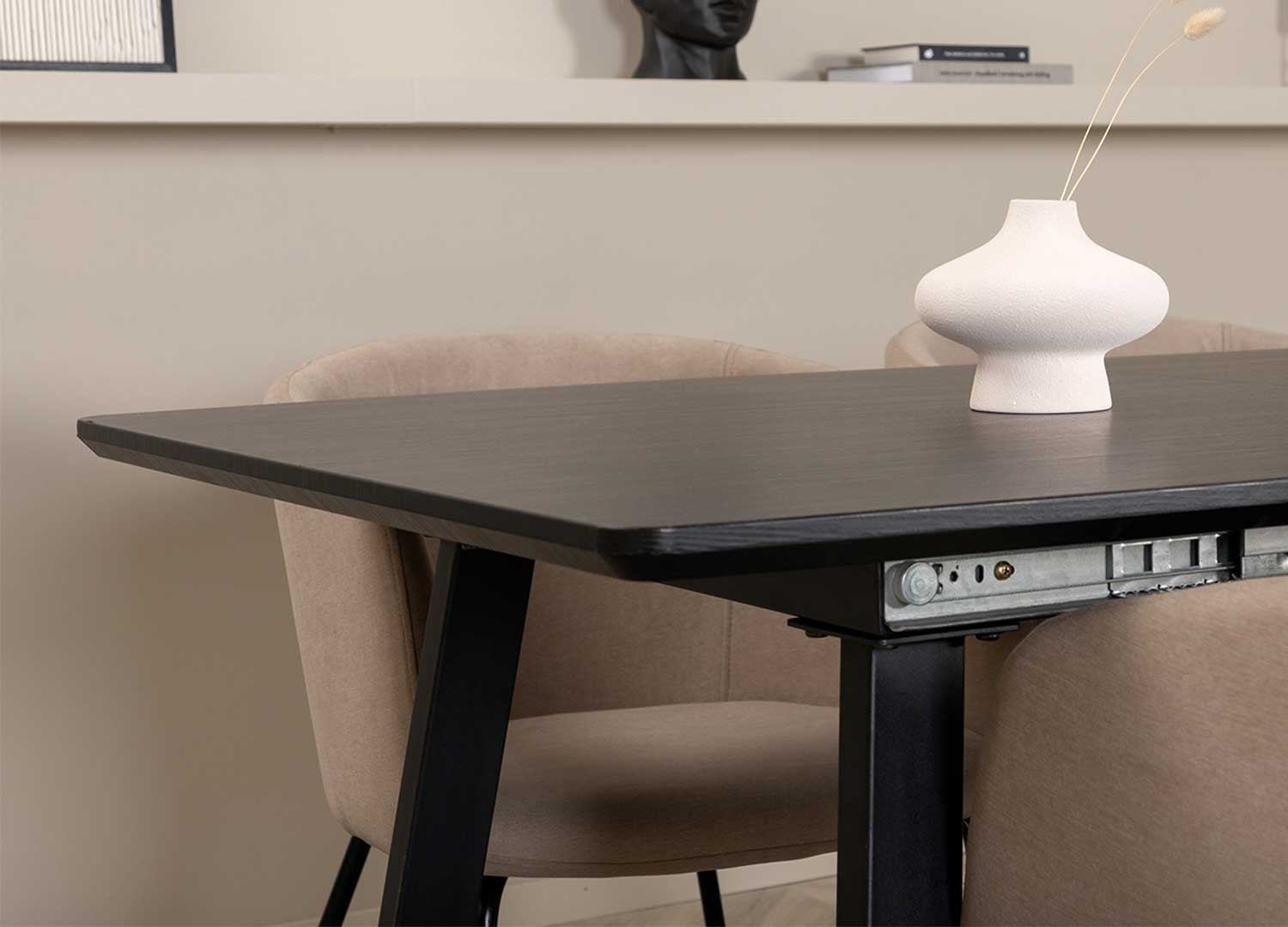 Table noire 160-200 cm avec rallonge centrale
