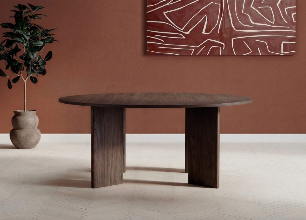 Table à manger ronde Graos moka mise en scène dans une salle à manger