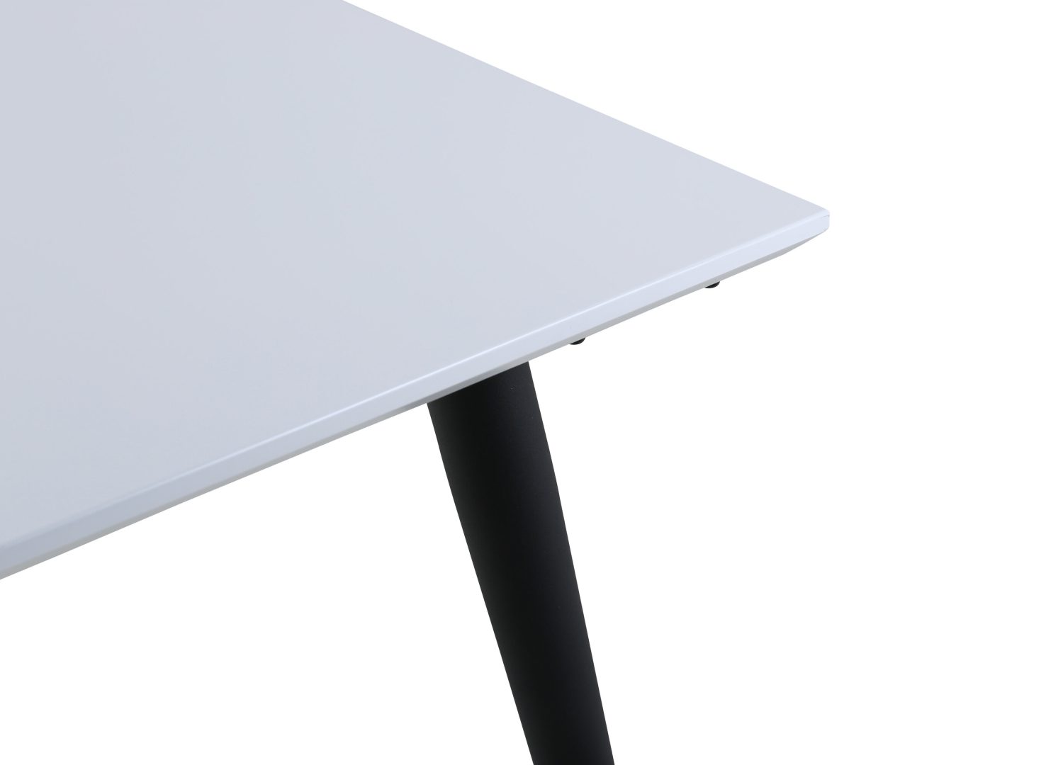 Table à manger Jimmy blanc vue sous un autre angle