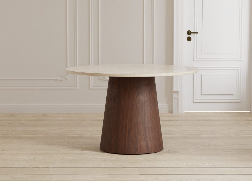 Table à manger ronde Lanzo beige mise en scène dans une salle à manger
