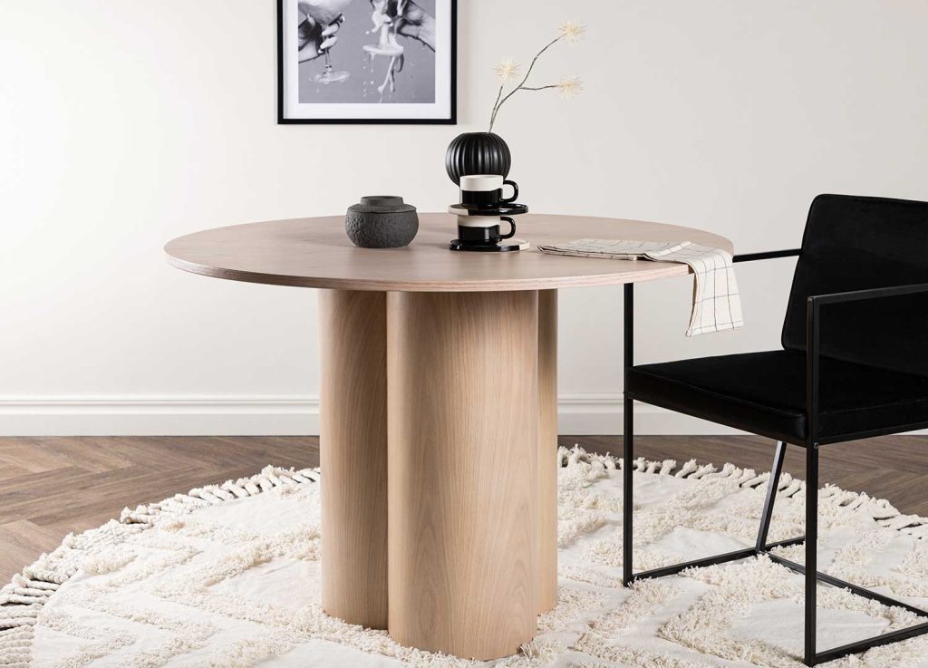 Table ronde en bois 110 cm avec 3 pieds cylindriques
