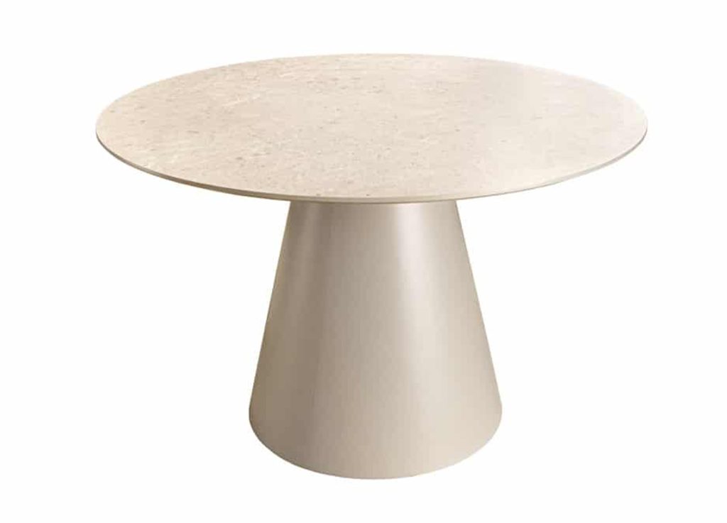 Table à manger ronde Ovélis 120 cm gris effet béton avec pied central sur fond blanc