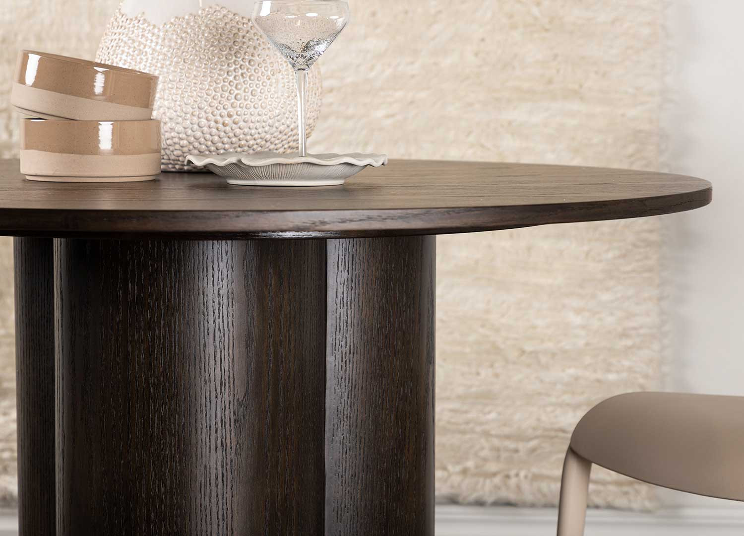 Table ronde en bois 110 cm avec pied central