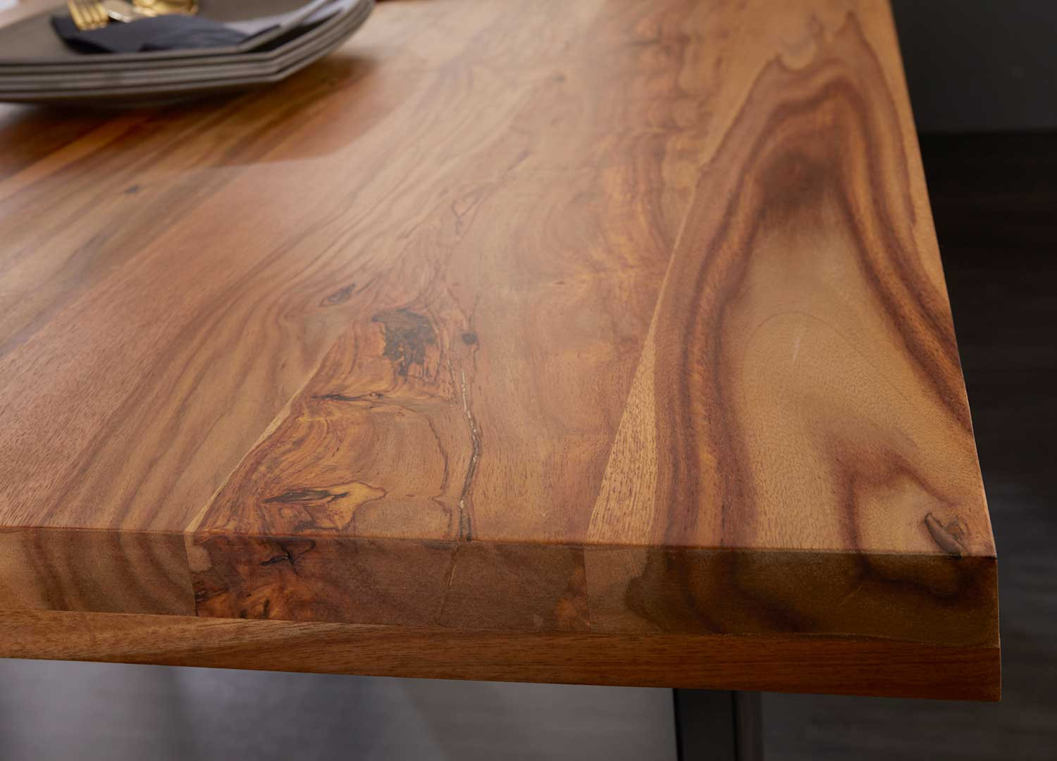 Table salle à manger 180 cm en bois massif 8 personnes